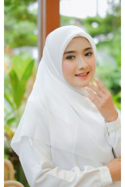 Hijab Segi 4 Double Haikon Lasercut White
